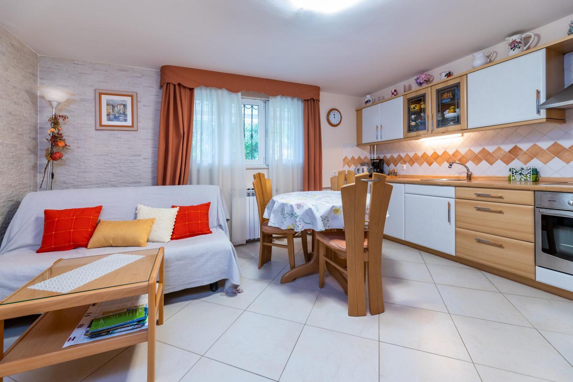 Apartments Nadica Baska  Bagian luar foto