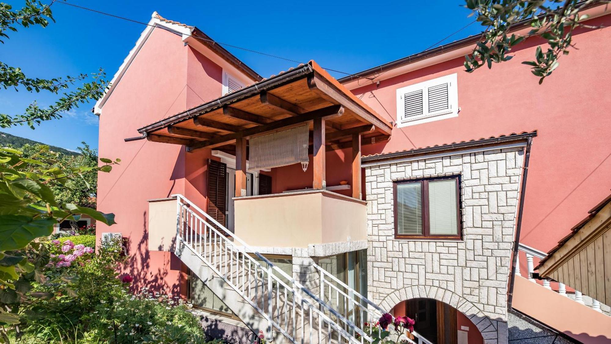 Apartments Nadica Baska  Bagian luar foto